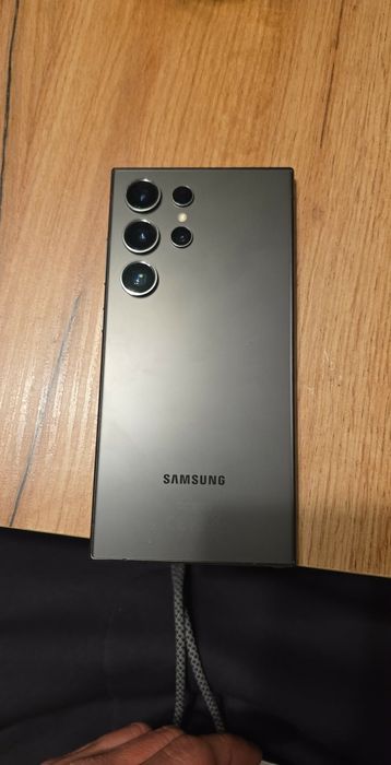 Samsung Galaxy s24 ULTRA