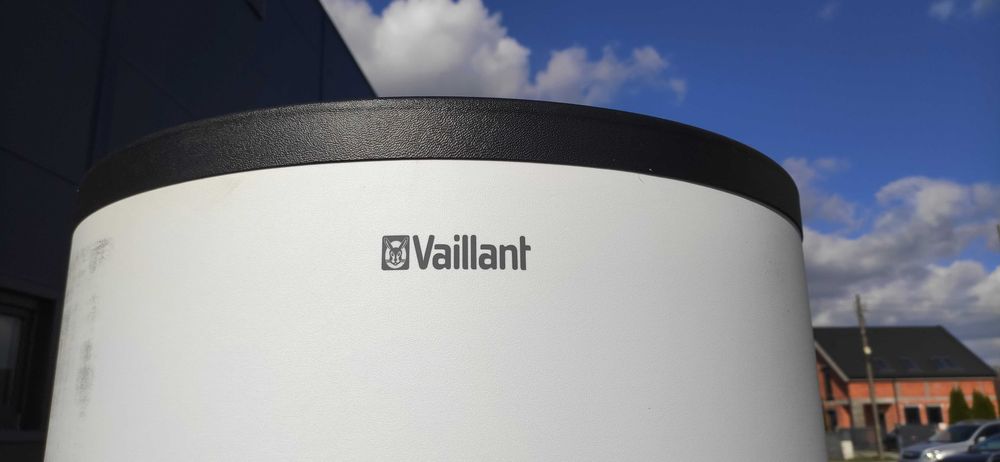 Bojler zasobnik 300 L grzałka VAILLANT ocieplony
