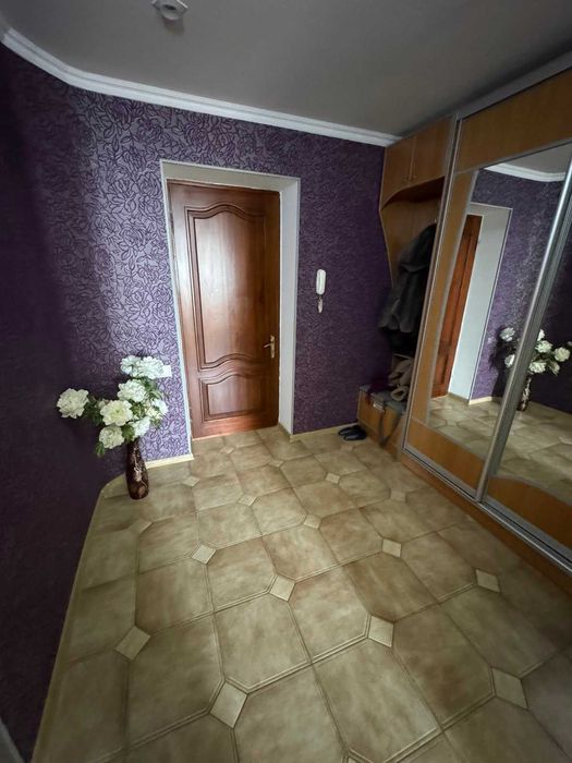 Продаж 2к квартири 50.6 кв. м на просп. Миру