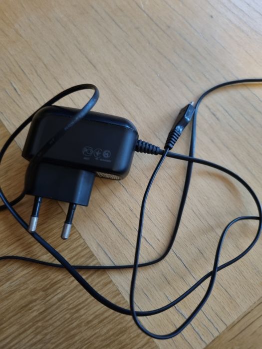 Telefon komórkowy LG H340n