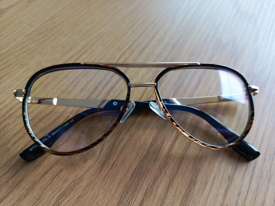 Nowe oprawki premium