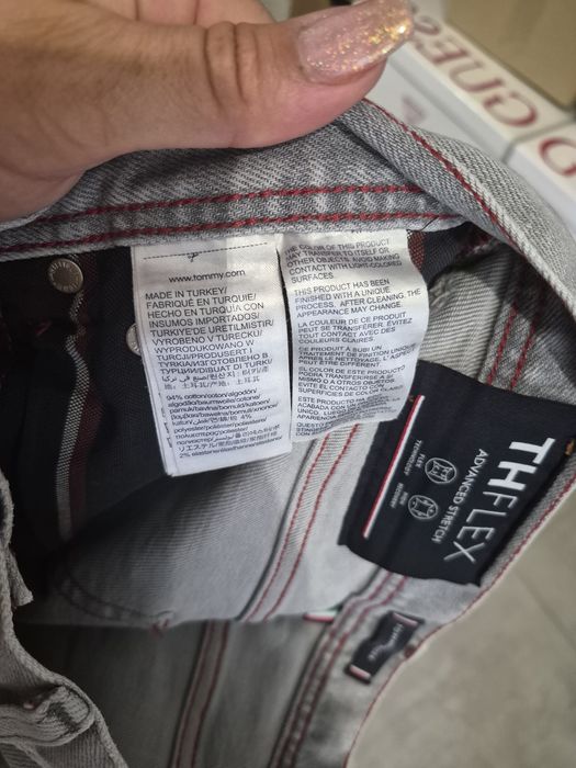 Meskie oryginalne spodnie Tommy Hilfiger roz 30/32 S szare