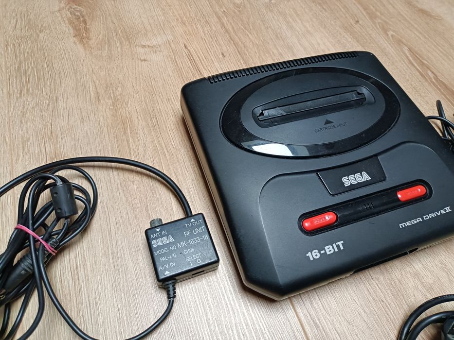 Consola Sega Mega Drive II