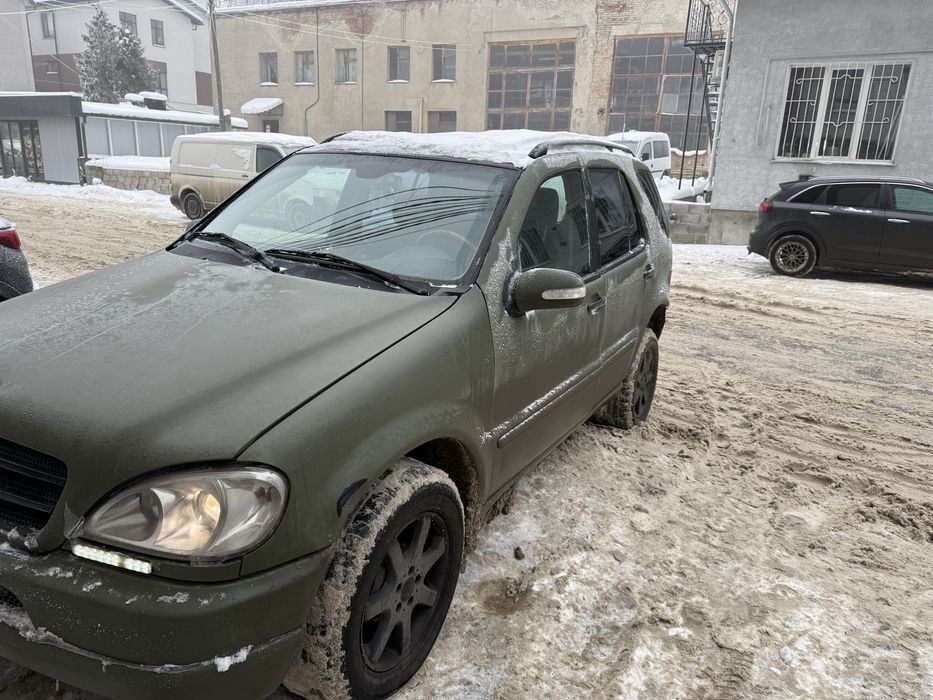 Авто для військових.