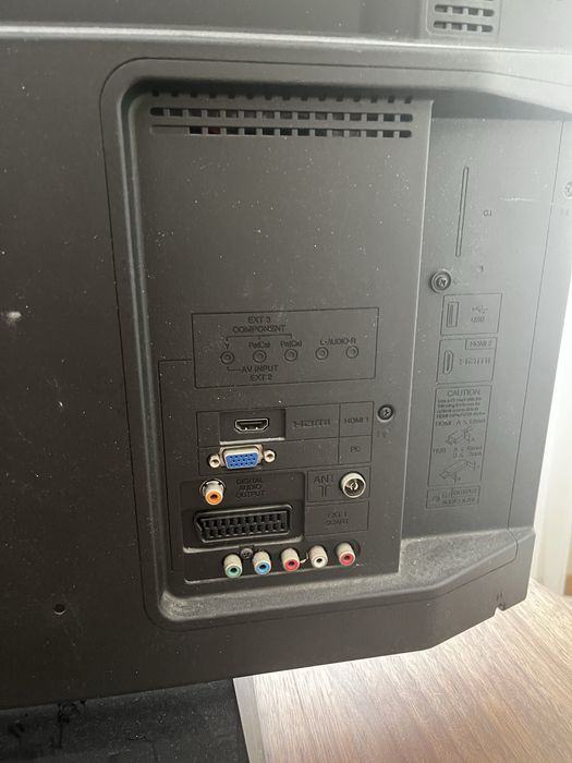 Telewizor sharp lcd colour tv model lc 32le244e