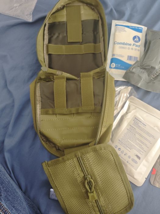 Аптечка з наповненням