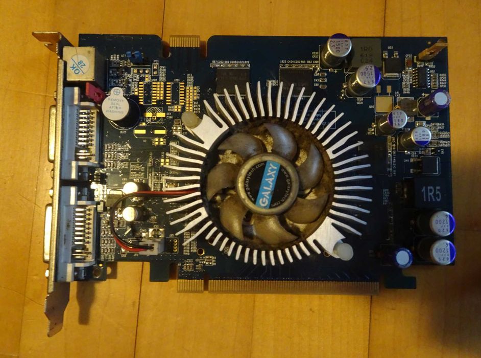 Karta graficzna NVIDIA GForce 7600GS PCI-E 256MB 128bit HDTV/Dual DVI