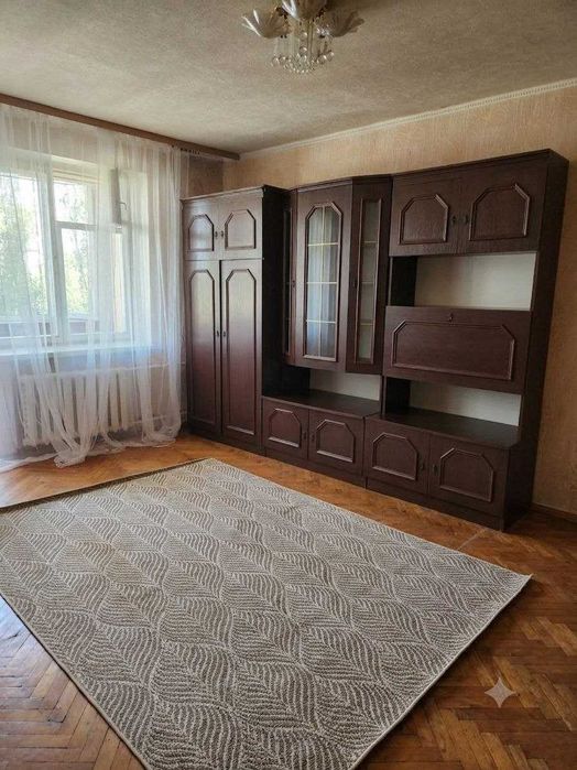 Продам 1- кімнатну квартиру  31 кв.м. по вул. Здолбунівська,1