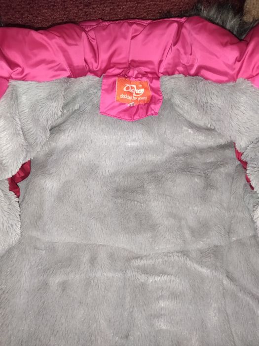 Зимова куртка для дівчинки