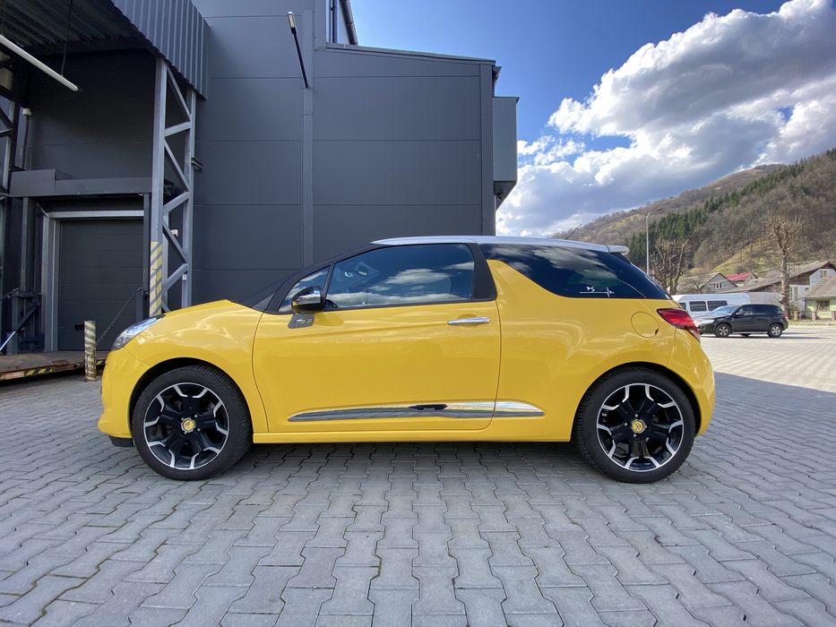 Автомобіль Citroen DS3