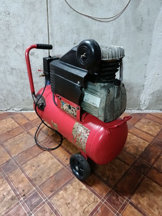 Продам компрессор