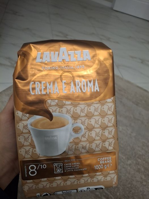 Кава в зернах LAVAZZA з Італії 1 кг