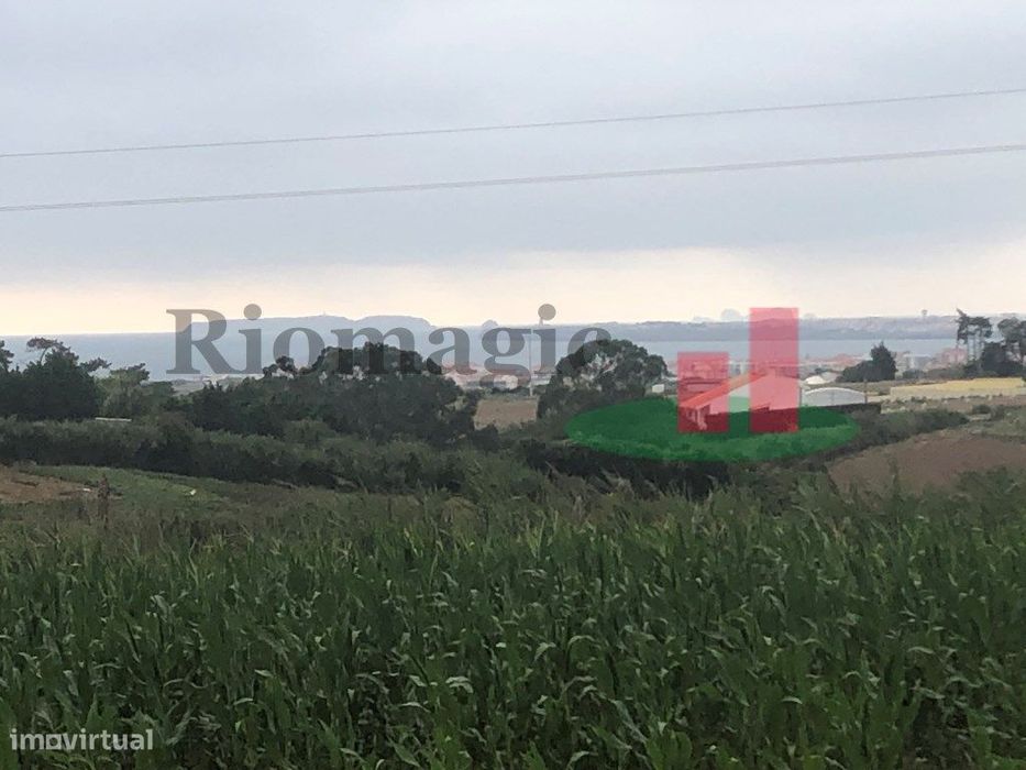 Terreno Rústico próximo da praia de São Bernardino em Peniche***RIO... — Atouguia da Baleia, Leiria