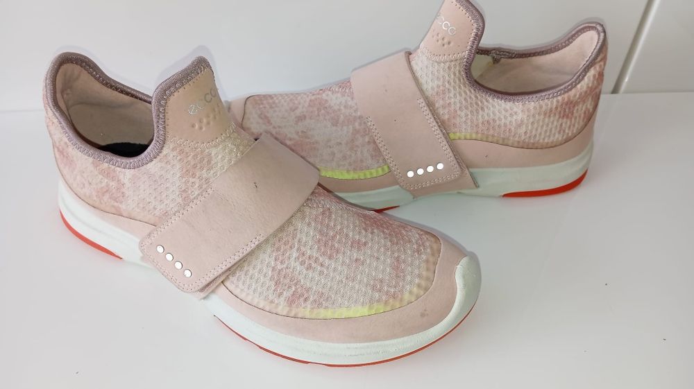 ECCO Biom Amrap rose 39