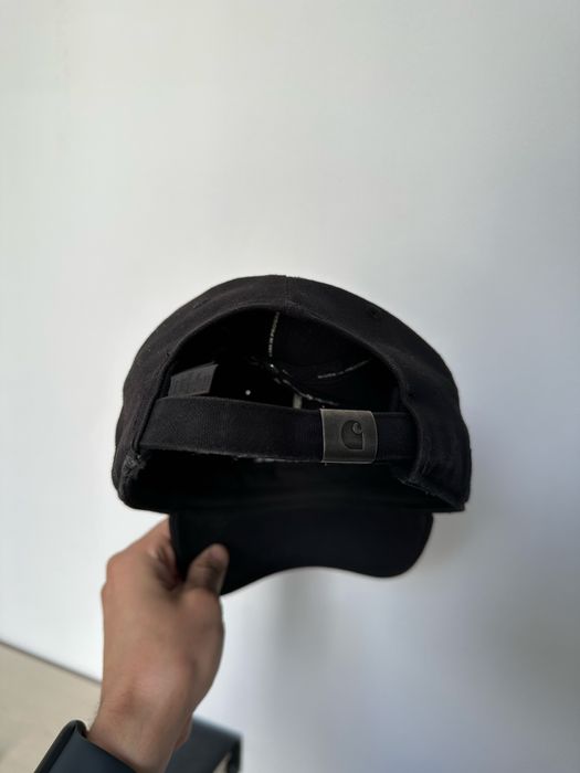 Чорна кепка Carhartt