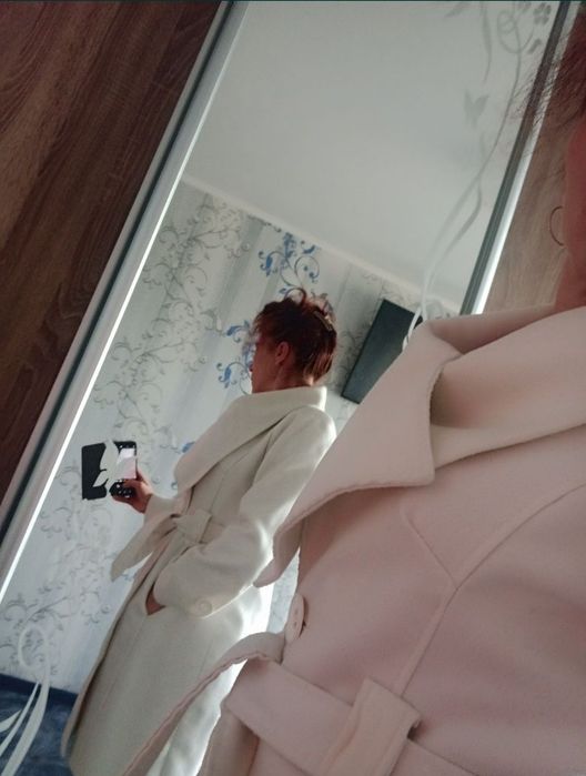 Продам  пальто осінь-весна