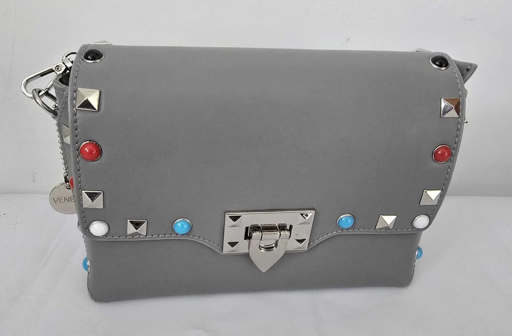 torebka listonoszka Venezia szara ćwieki napy