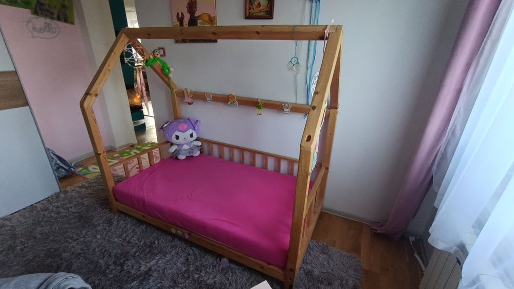 Łóżko dziecięce domek