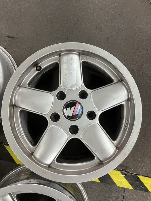 JANTES 15” 7.5J 5x120 estilo “Schnitzer”