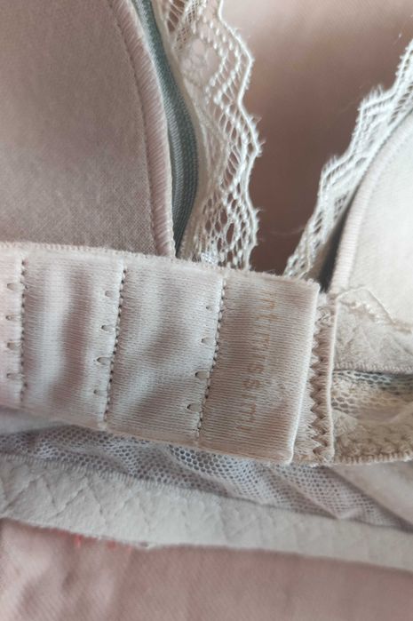 Intimissimi Biustonosz 70B beż z frędzlami akcenty w stylu boho 75B