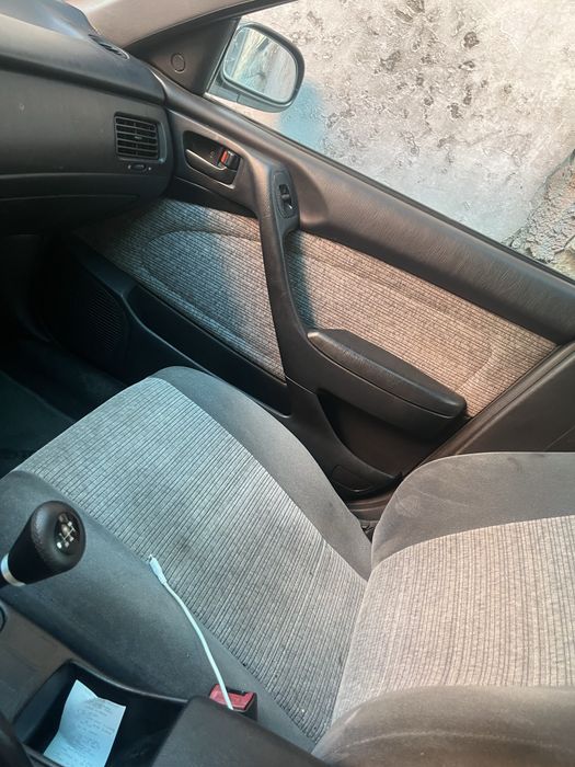 Toyota carina 1.6 gli — photo 2