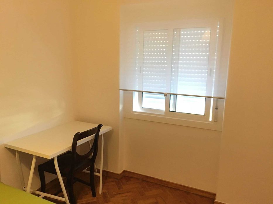 aluga-se quarto em apartamento remodelado