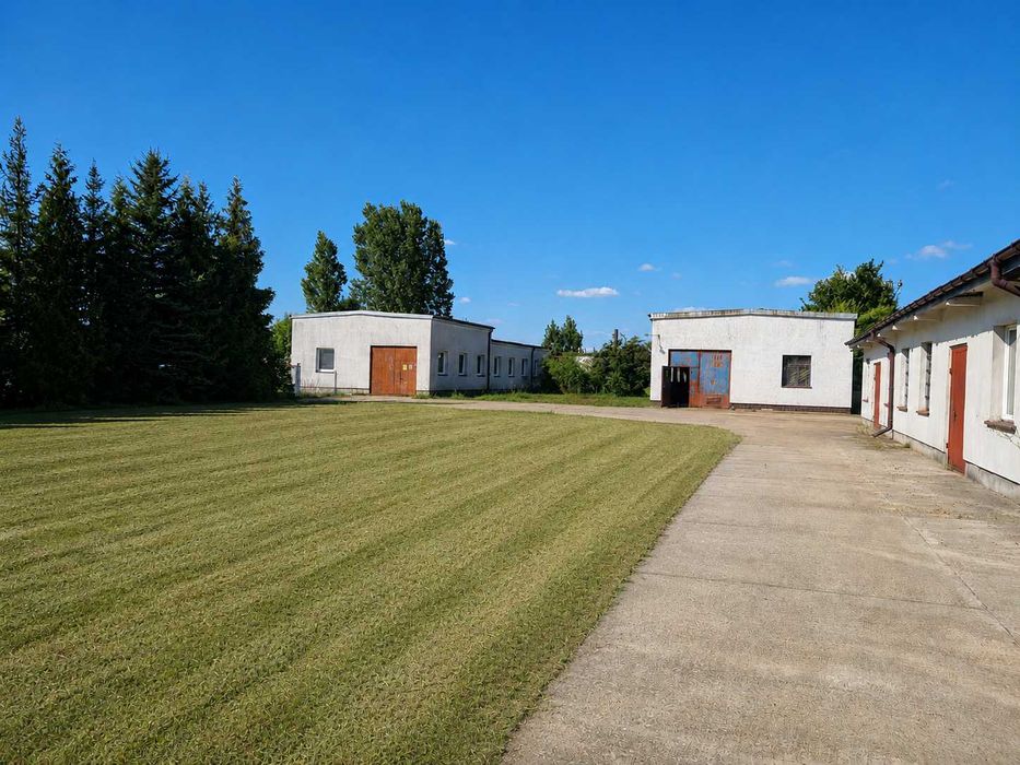 Na sprzedaż – hale produkcyjne / obiekt przemysłowo-usługowy – Dobrcz, blisko S5 - teren 3880 m2