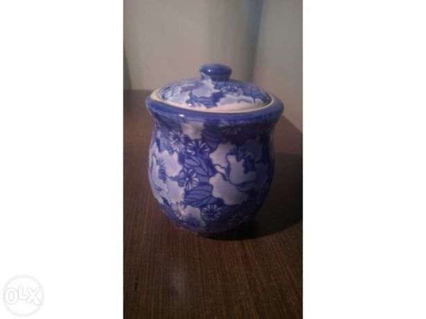 Jarra de porcelana chinesa pintada à mão