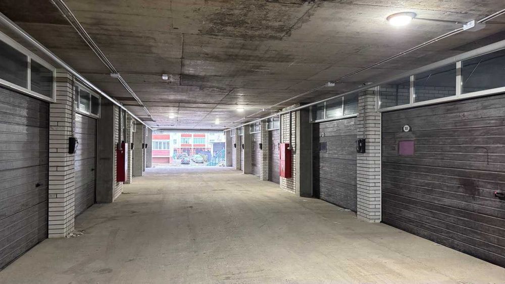 Здам в оренду ГАРАЖ БІЛЯ АГОРИ!