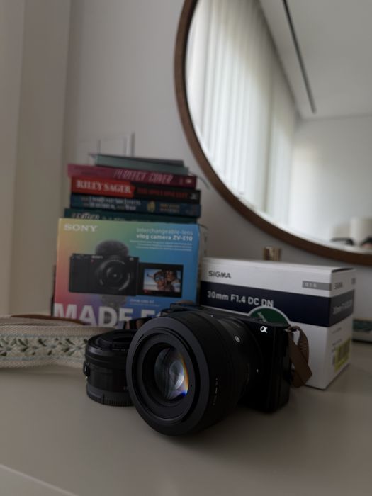 Sony ZV-E10 + 30mm f1.4