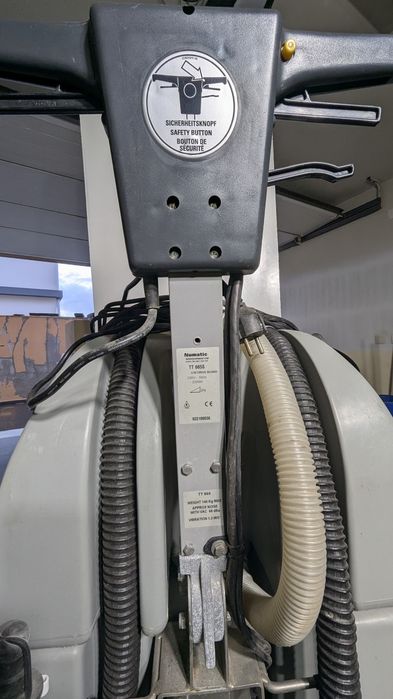 Lavadora Secadora Pavimentos Numatic TT 665S (2200W) - Bom Estado
