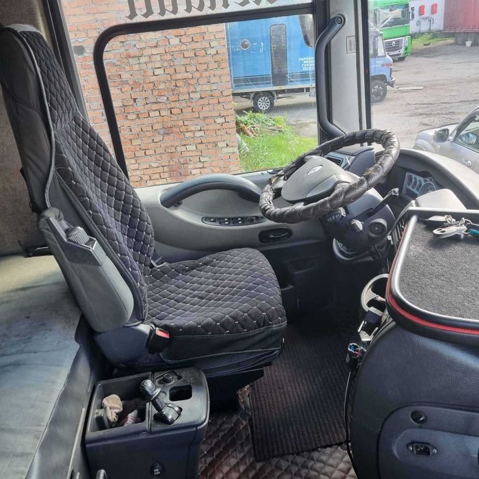 Renault Magnum 2010 року евро 5