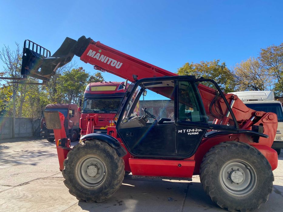 Телескопічний навантажувач Manitou MT 1740 SLT