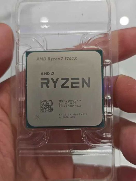 Процесор AMD Ryzen 7 5700X
