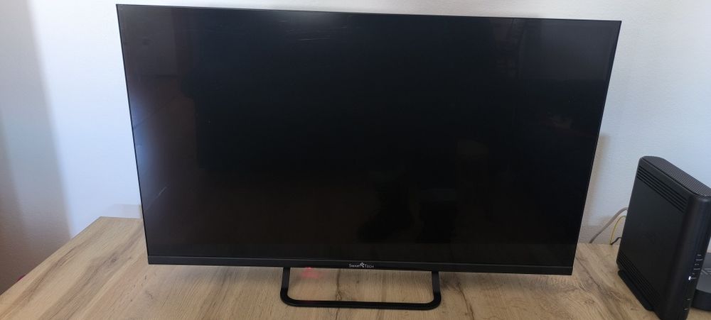 TV Smart Tech...  32 polegadas usada sem riscos