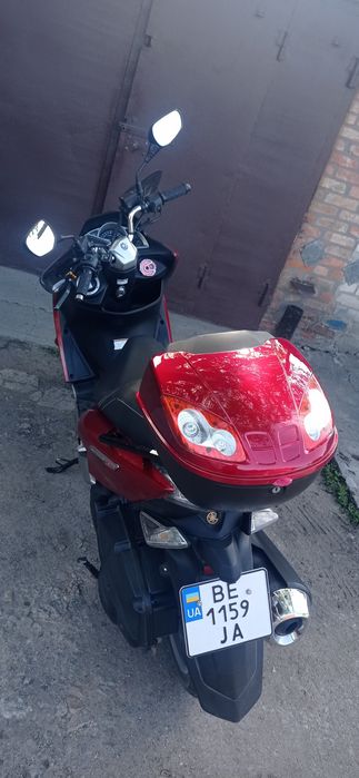 Скутер, мотоцикл Yamaha Majesty 155 S