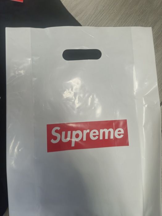 Supreme Arabian tee