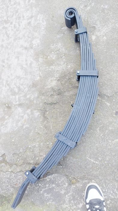 Resor Brandys 9t nowy P93  11 piór 8cm czeska czeszk