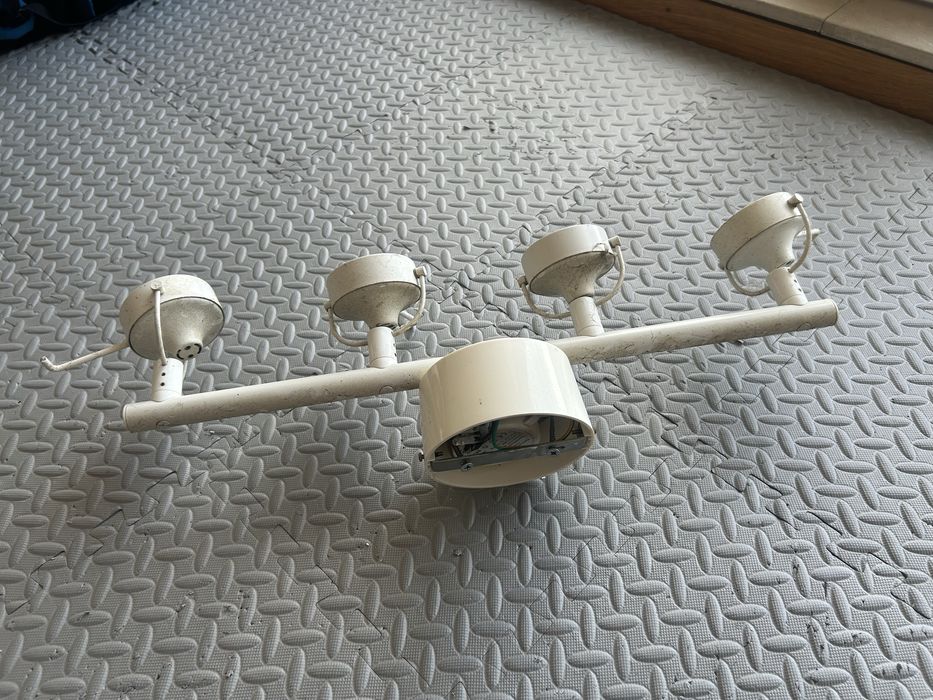 Candeeiro de 4 focos Ikea