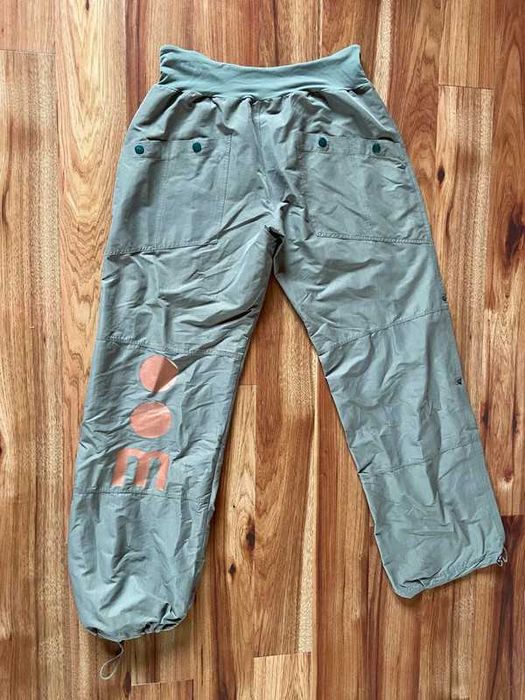 Xl 42 40 mitchi luzne lekkie spodnie dres alladynki khaki cienkie