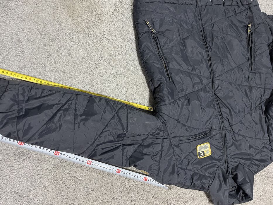 Осіння куртка в доброму стані