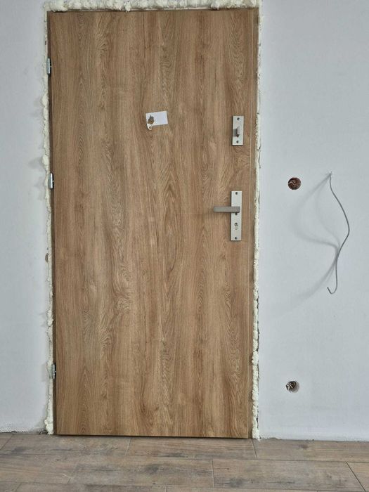 Drzwi antywłamaniowe nowe tanio