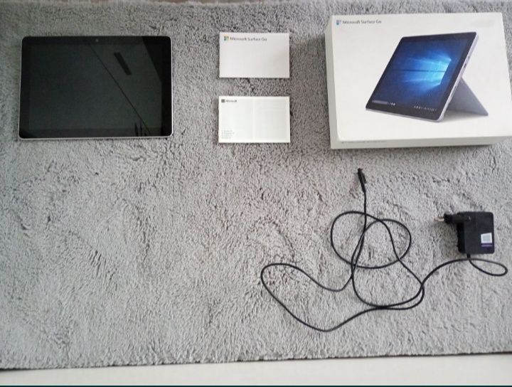 Microsoft Surface Go 4/64