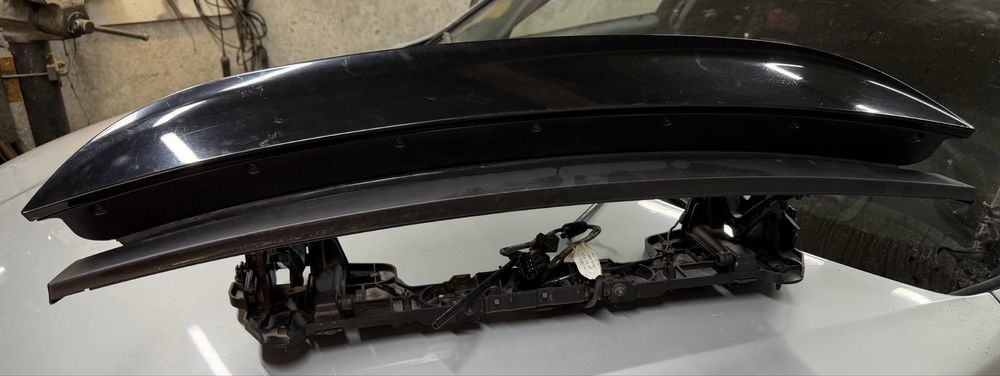 Спойлер виїзний porsche panamera