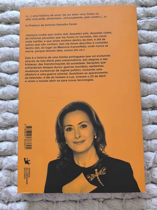O Infinito Está nos Olhos do Outro
de Fátima Campos Ferreira