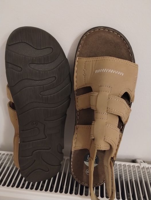 Sandały męskie rozmiar 44. NOWE. Długość 29cm. Regulowany pasek/zapięcie
