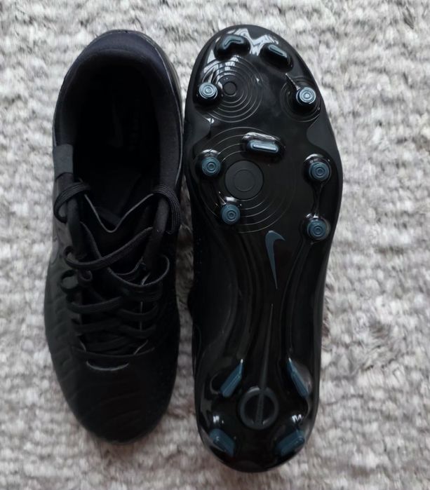 Nike Legend 10 Academy roz. 42 i 42.5