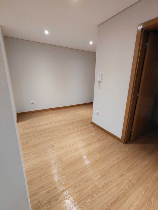 Moradia T2 para Arrendamento