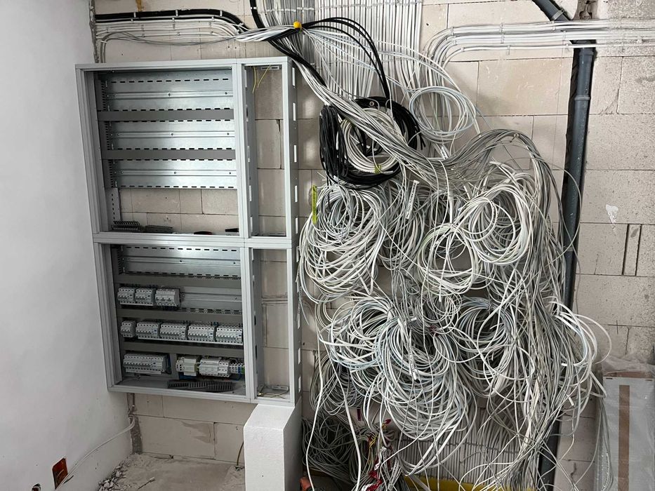 Tablica elektryczna, rozdzielnica, gotowa do montażu, prefabrykacja