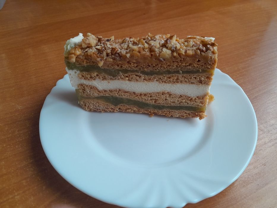 Domowe ciasta ciasteczka salatki na imprezę urodzinowy